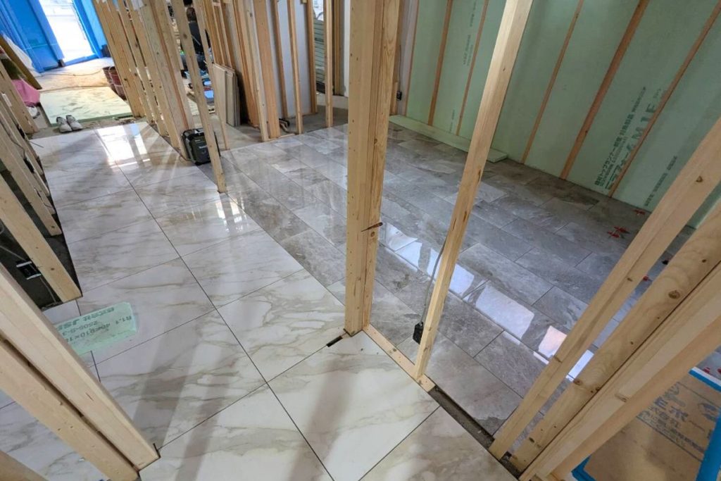 新オフィス、床はこんな雰囲気になります！